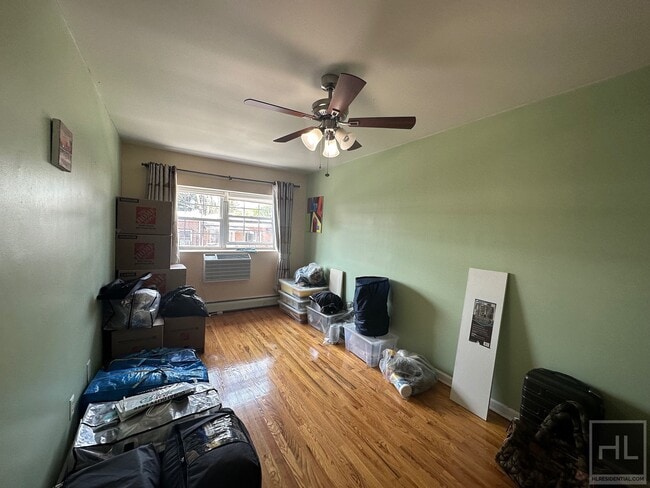 Building Photo - 65 PLACE