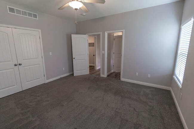 Building Photo - 2801 Amberwood court