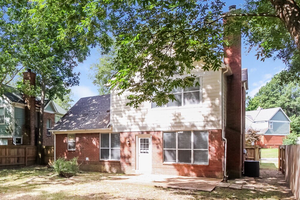 Building Photo - 8183 Walnut Valley Cove
