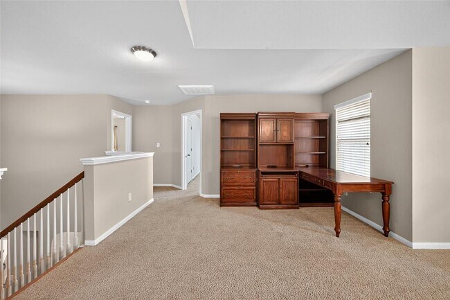 Building Photo - 15512 Interlachen Dr