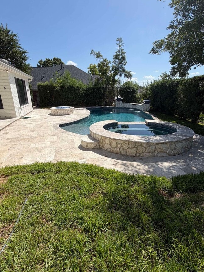 Building Photo - 177 Somerton Dr