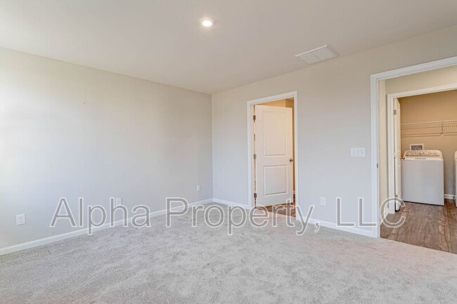 Building Photo - 179 Queens Mill Ct