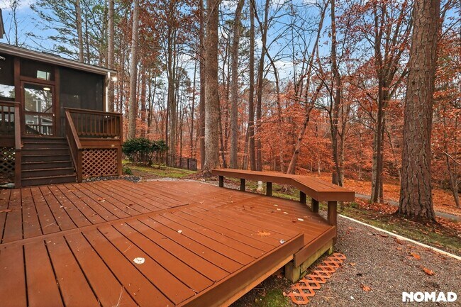 Building Photo - 319 Montibello Dr