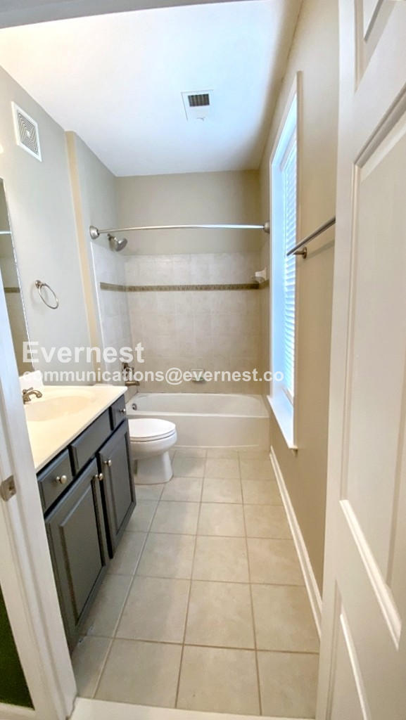 Building Photo - 2 Bed, 2.5 Bath Condo with In-Unit Laundry / Pet-Friendly / Coming Soon!