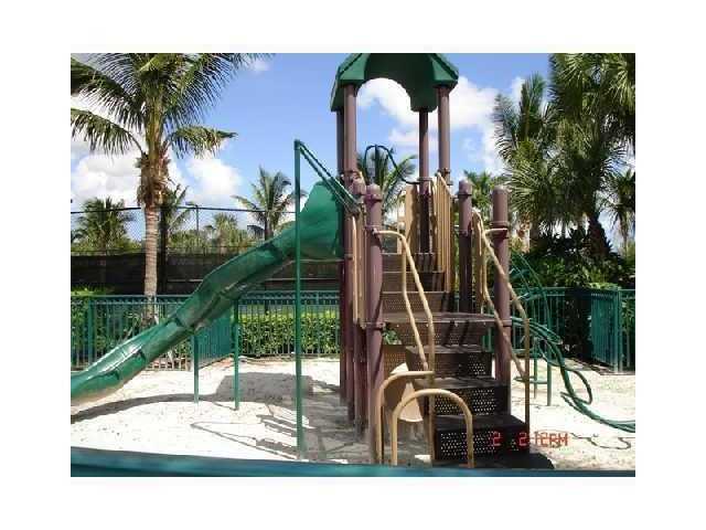 Building Photo - 15115 Michelangelo Blvd