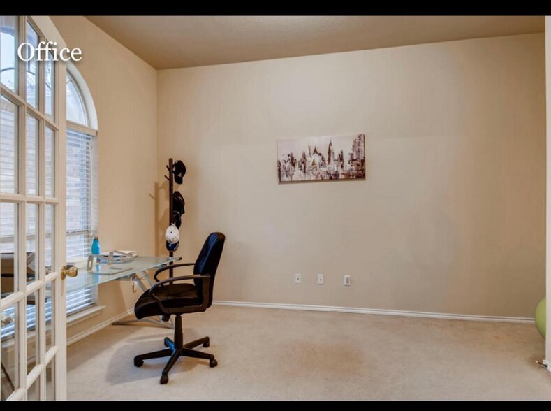 Building Photo - 207 Chesapeake Bay Ln N