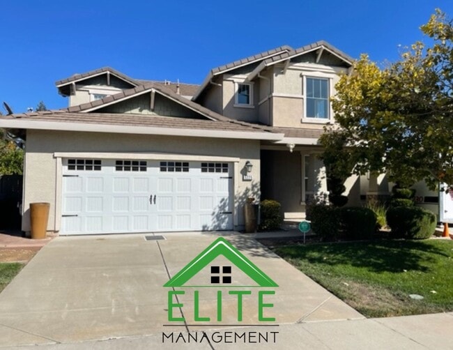 Building Photo - Beautiful 4-Bedroom Home in Desirable Ranc...