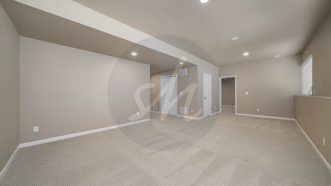 Building Photo - Stunning Home in Banning Lewis Ranch