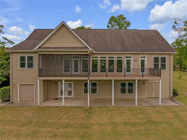 Building Photo - 137 Crawford Lake Dr