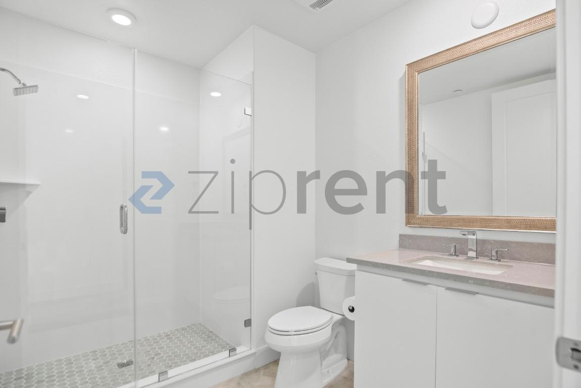 Building Photo - 1107 Lorenzini Lp