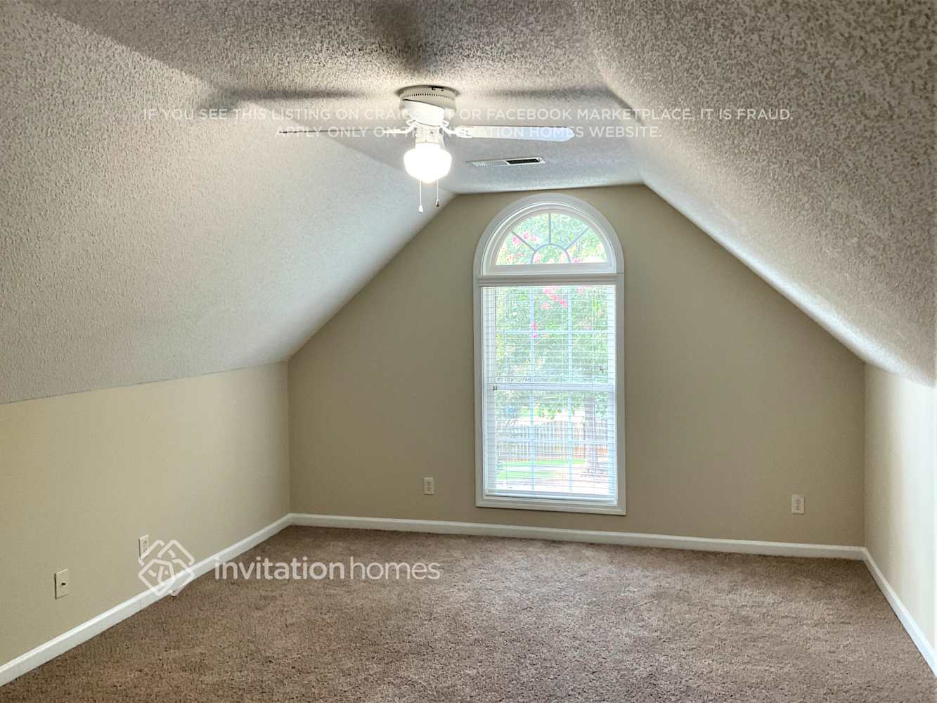 Building Photo - 303 Peachtree Cir