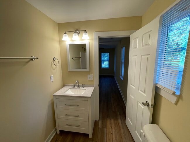 Building Photo - Neat Renovated House off Garner Rd