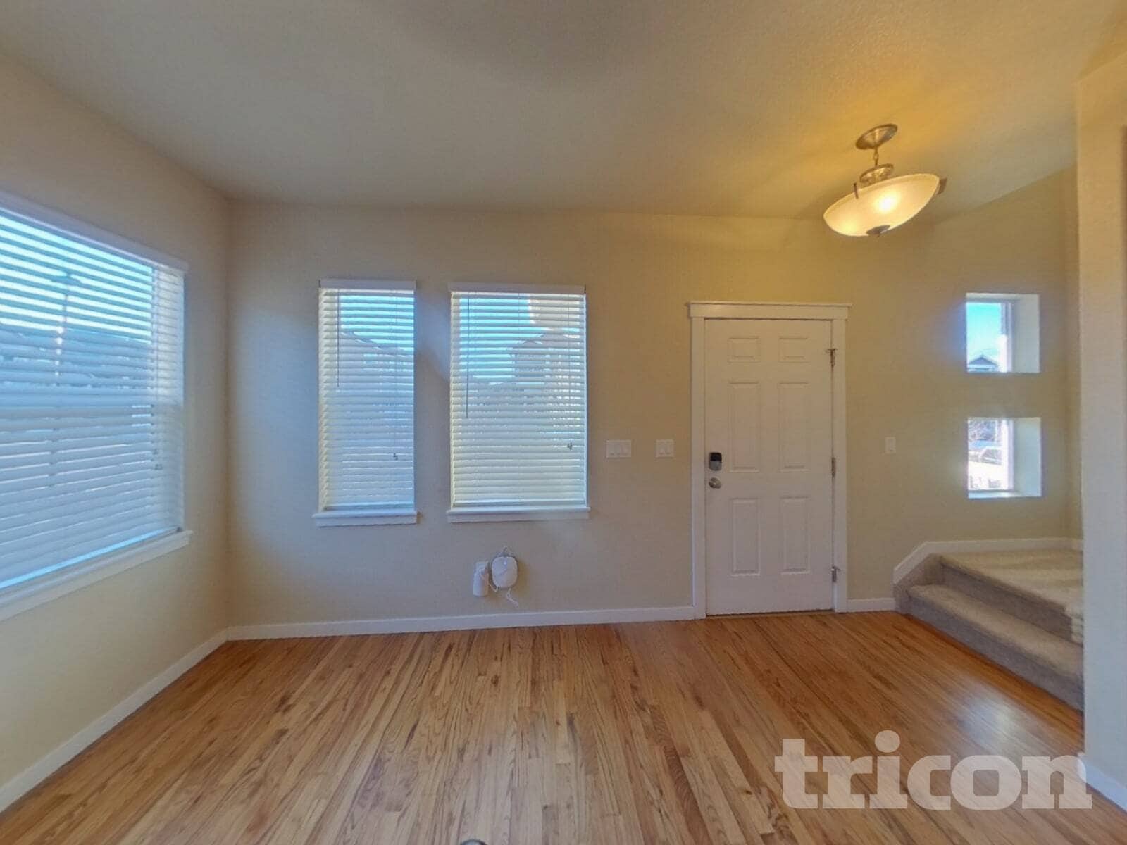 Building Photo - 2482 Ellingwood Dr