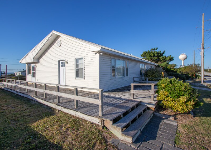 Building Photo - 506 Ocean Dr