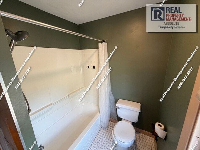 Building Photo - Bright & Updated 3-Bed in Manchester’s East Side