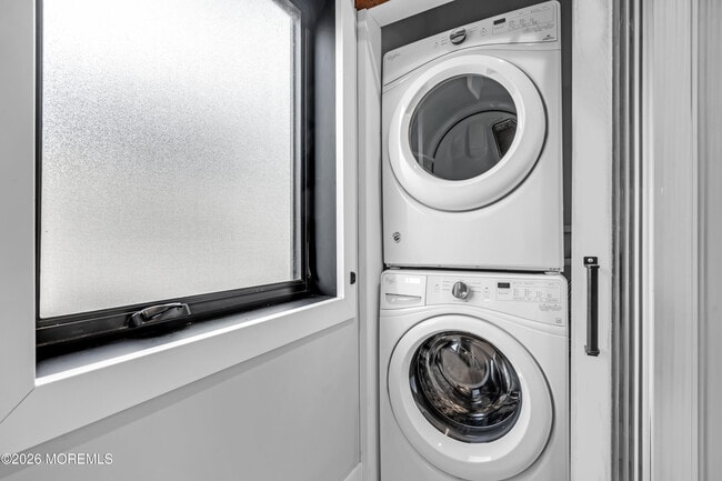 Building Photo - 10 McCready's Alley