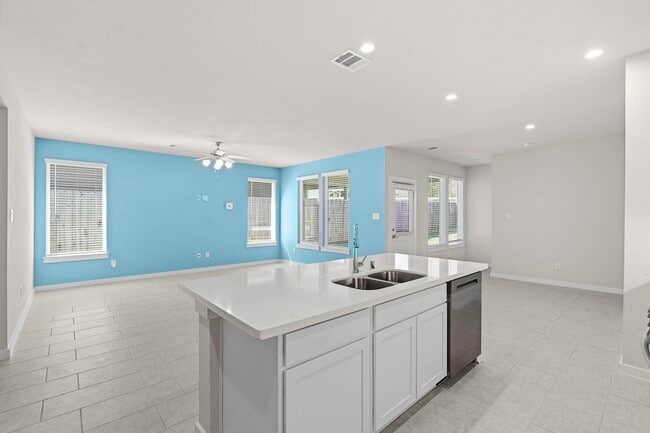 Building Photo - 33130 School Hl Rd