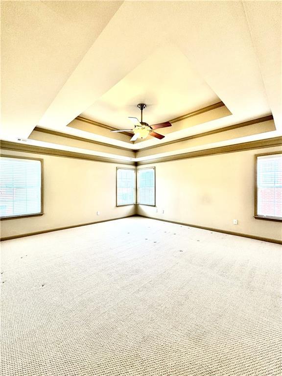 Building Photo - 2727 Staunton Dr