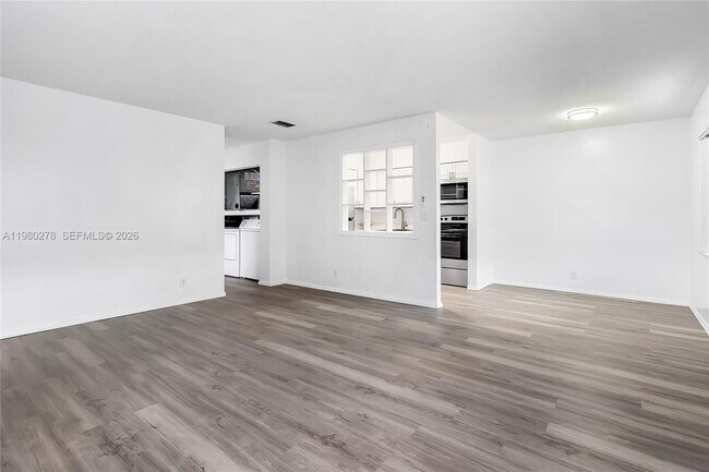 Building Photo - 2327 NW 52nd Ct