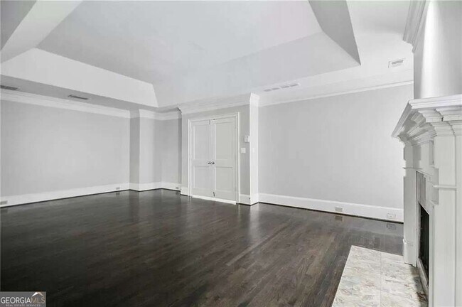 Building Photo - 460 Ivy Park Ln NE