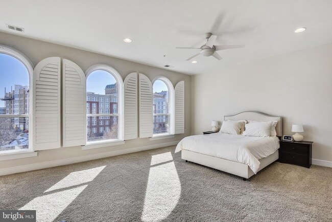 Building Photo - 1222 Main Line Blvd