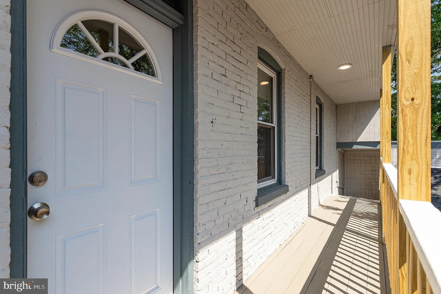 Building Photo - 442 Poplar St