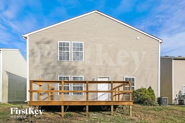 Building Photo - 9021 Southernwood Way