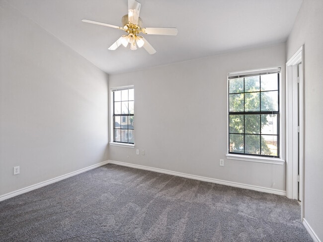 Building Photo - 2800 Keller Springs Rd