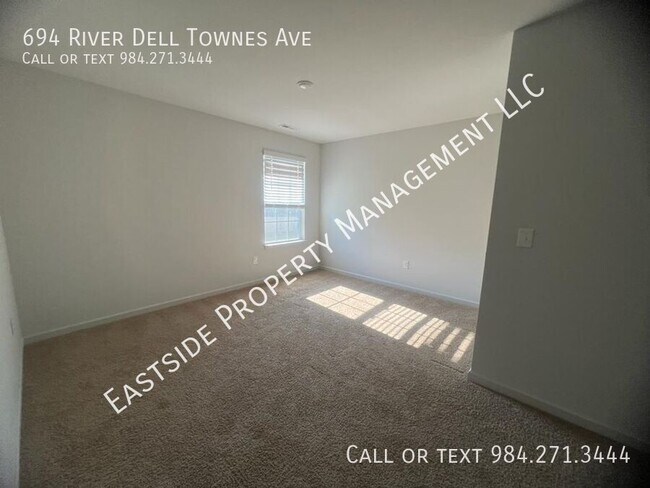 Building Photo - 694 River Dell Townes Ave.