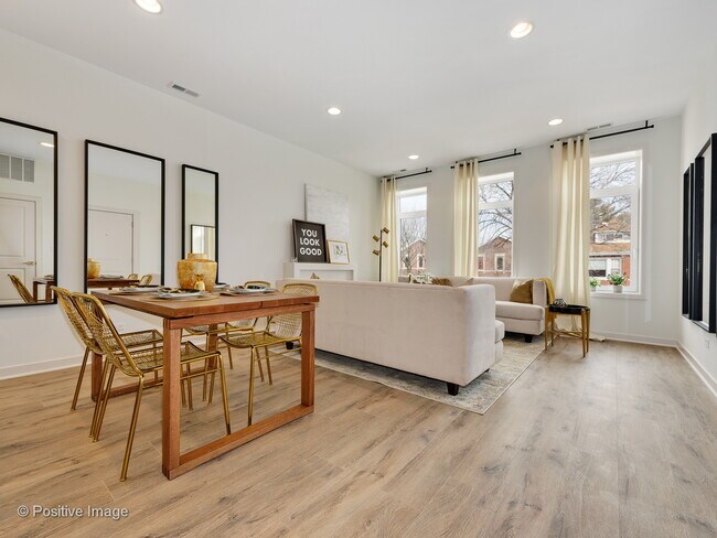 Building Photo - 2116 N Natchez Ave