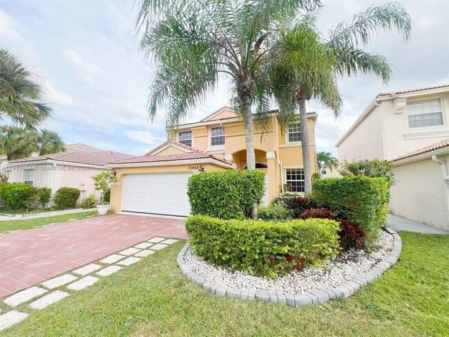 Building Photo - 15868 NW 4th St