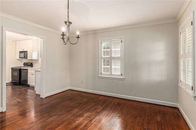 Building Photo - 1234 Citadel Dr NE