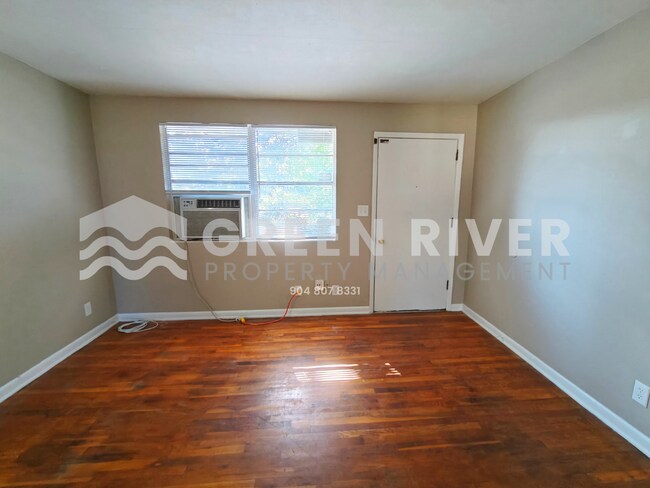 Building Photo - Quiet 2 Bedroom Retreat Available Now – Pets Welcome!