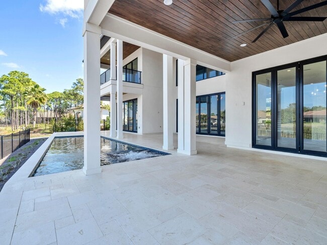 Building Photo - 330 Kelly Plantation Dr