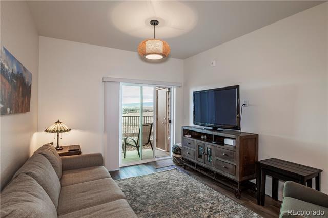 Building Photo - 9962 W Victoria Pl