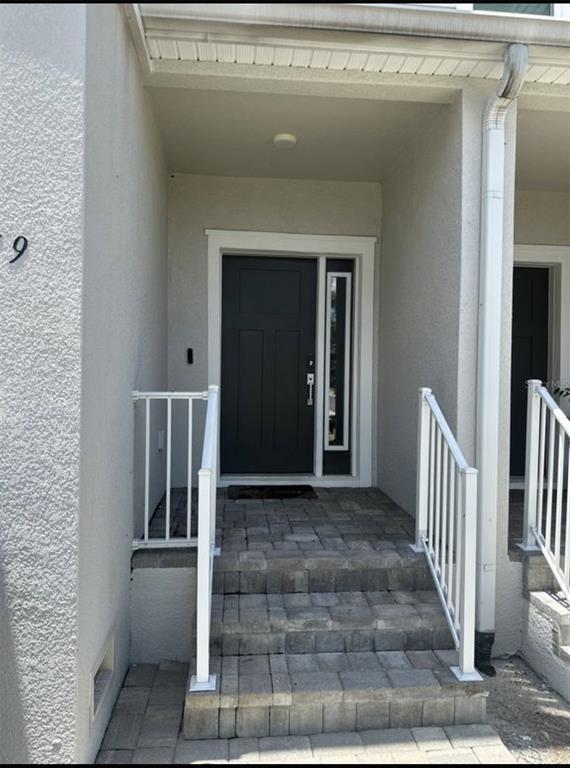 Building Photo - 1249 Savona Dr