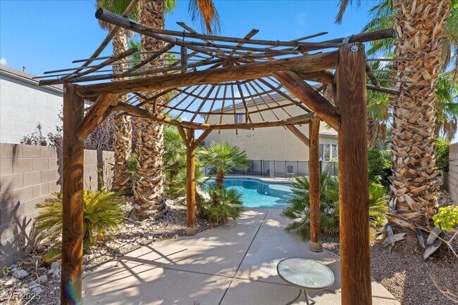 Building Photo - 5863 Gushing Spring Ave