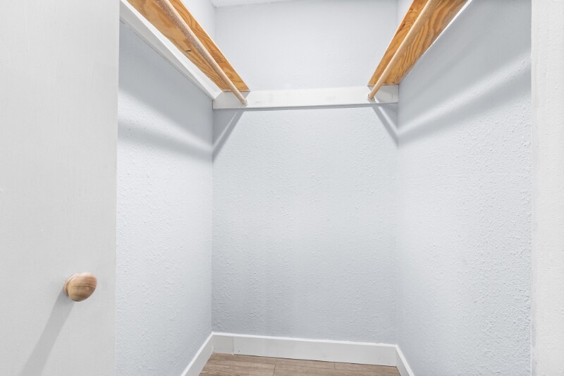 Building Photo - 901 N Gaskill St