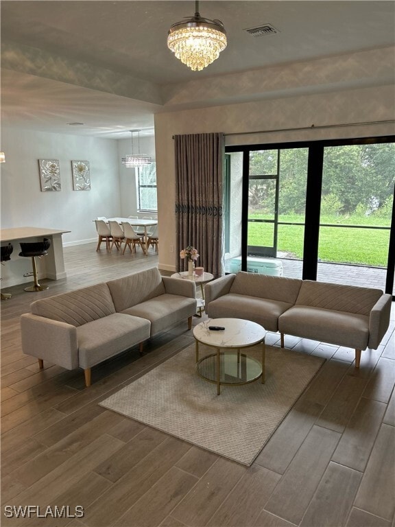 Building Photo - 11017 Hanging Vine Dr