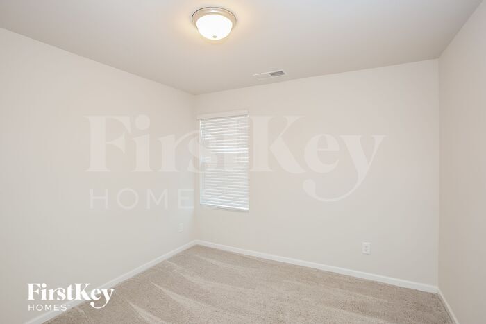 Building Photo - 9632 Hamel St