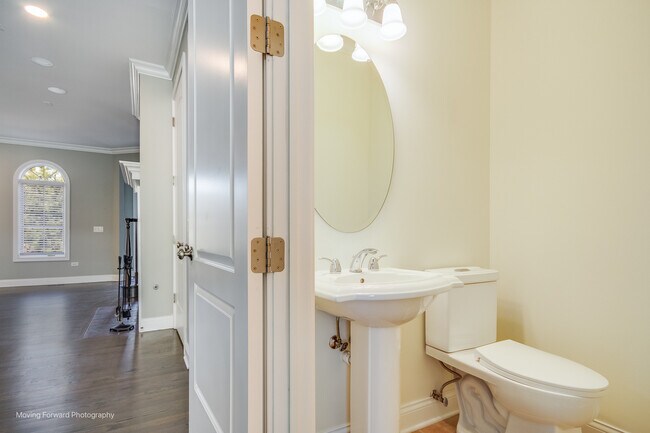 Building Photo - 2023 Alta Vista Ct