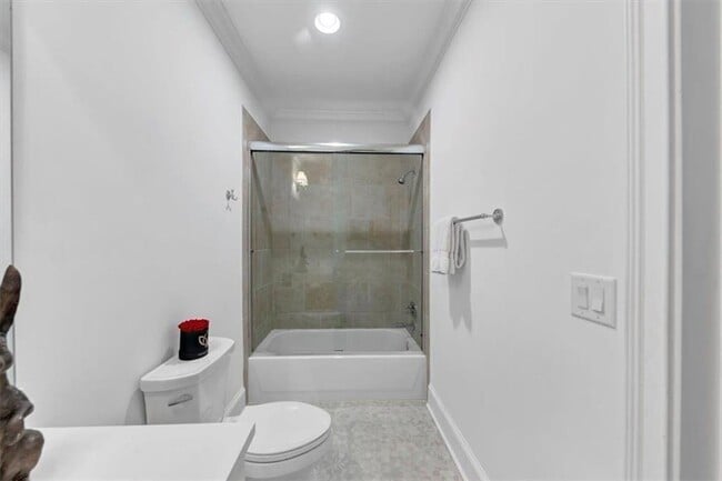 Building Photo - 4222 Rickenbacker Dr NE