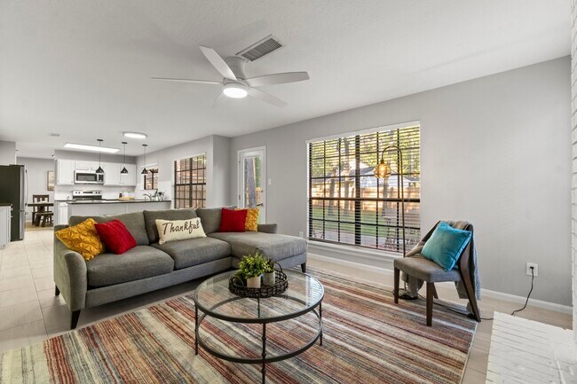 Building Photo - 105 Eagle Rock Cir