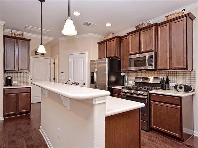 Building Photo - 13400 Briarwick Dr