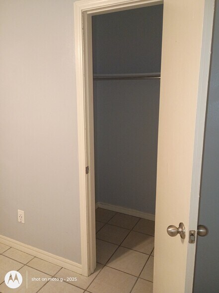 Bedroom 1 - Closet - 502 Buena Vista Ave