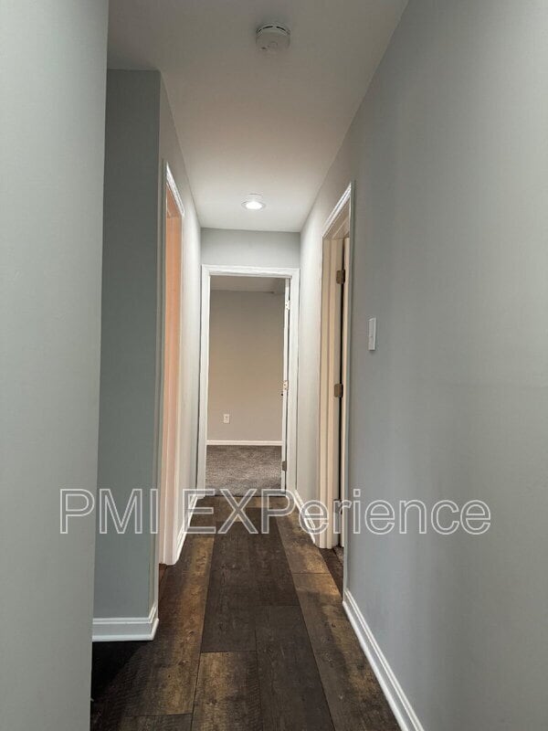 Building Photo - 9806 Ambler Ln