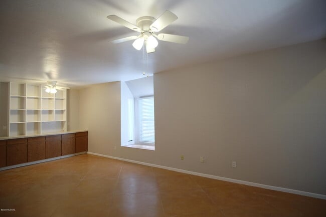 Building Photo - 8080 E Speedway Blvd