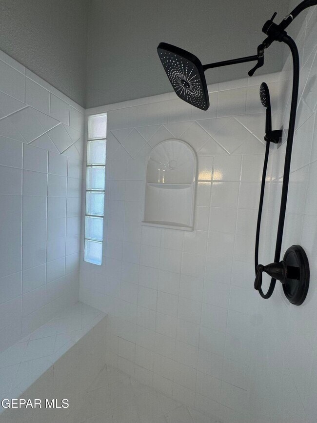 Building Photo - 485 Jeweled Mesa Ct