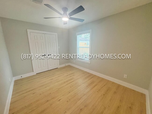 Building Photo - 3810 Weslow St