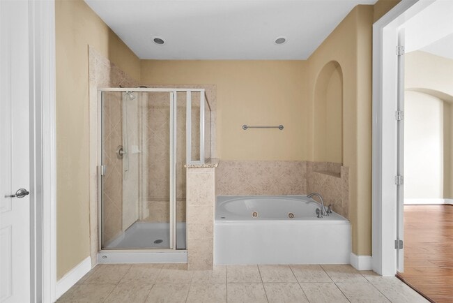 Building Photo - 14527 San Pietro Dr